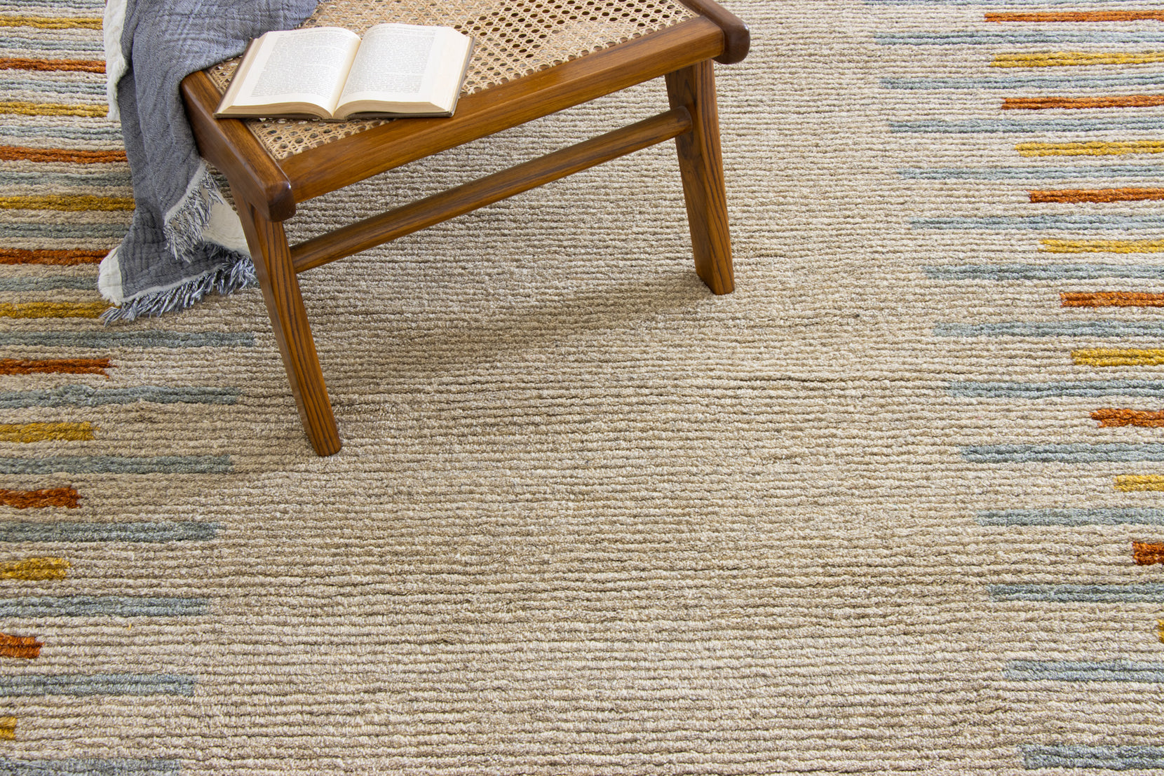 Hand-tufted Wool Rug, Cream - Cant - Revival™