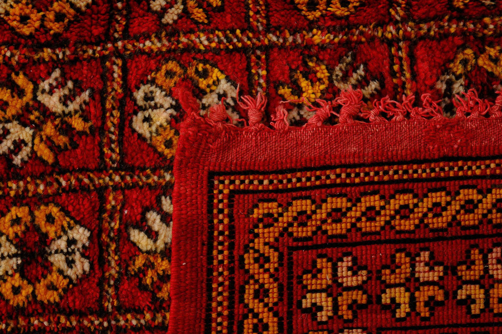 Vintage Moroccan Rug Olari