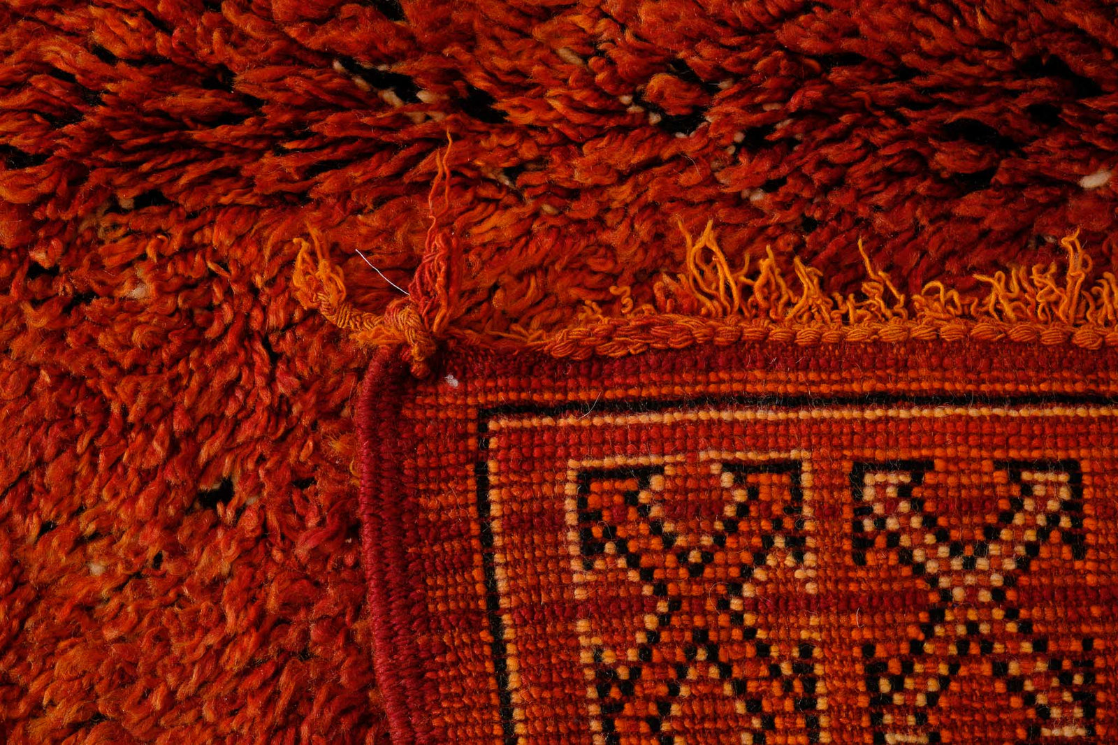 Vintage Moroccan Rug Vytaute
