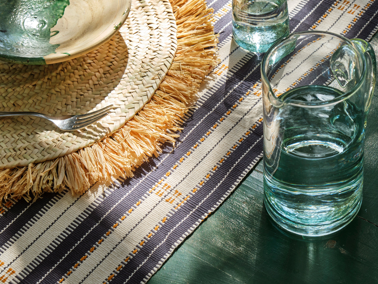 Handwoven palm placemats OUL
